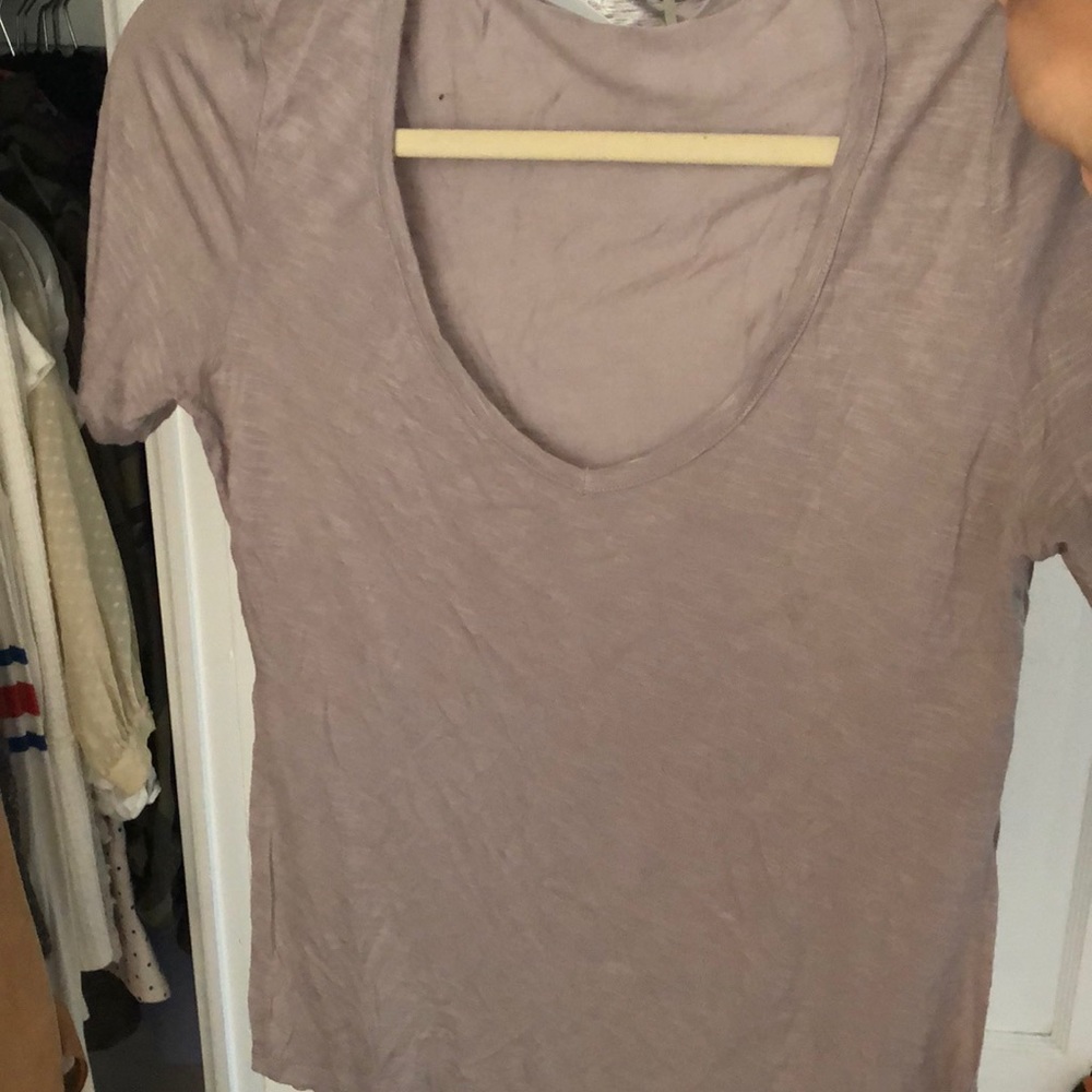 V-neck t shirt with slit detailing